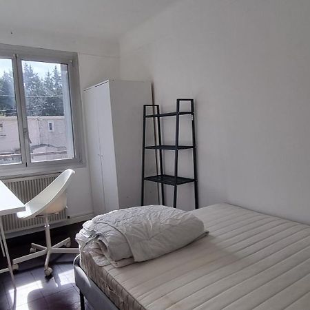 Appartement Calme 3 Chambres Avec Lit Double Wifi - Parking Facile Vandoeuvre-les-Nancy Luaran gambar